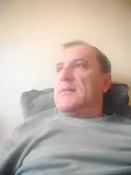 Snapshot of bestofyalcinturkey chatting on 01-13-25, 08:58 bestofyalcinturkey online show from 01-13-25, 08:58