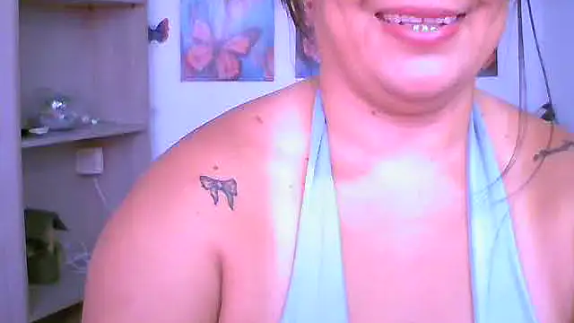 Snapshot of ChiaraFioree chatting on 05-10-26, 07:38 ChiaraFioree online show from 05-10-26, 07:38