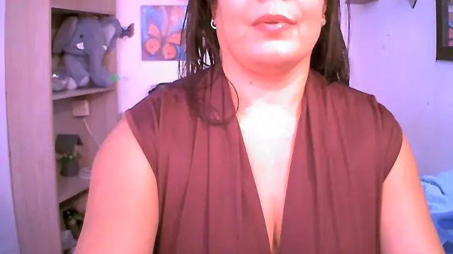 Snapshot of ChiaraFioree chatting on 04-29-26, 08:04 ChiaraFioree online show from 04-29-26, 08:04