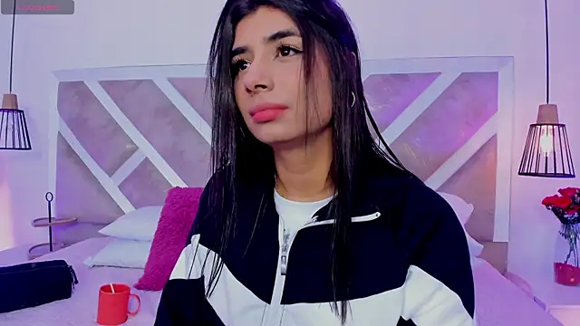 Snapshot of ZiaCalifa chatting on 04-16-26, 11:44 ZiaCalifa online show from 04-16-26, 11:44