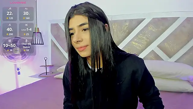 Snapshot of ZiaCalifa chatting on 03-30-26, 11:44 ZiaCalifa online show from 03-30-26, 11:44