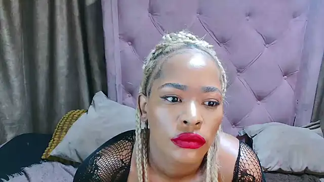 Snapshot of AFRICANGODDESSXXX chatting on 06-20-26, 12:04 AFRICANGODDESSXXX online show from 06-20-26, 12:04