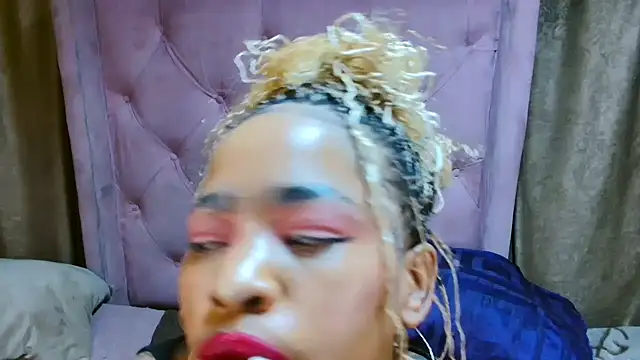 AFRICANGODDESSXXX online show from 10-22-25, 11:47