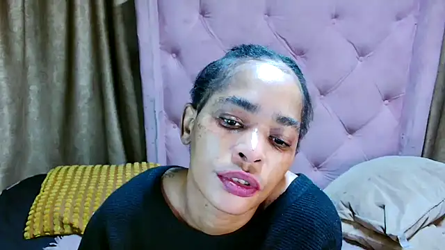 Snapshot of AFRICANGODDESSXXX chatting on 05-07-26, 09:29 AFRICANGODDESSXXX online show from 05-07-26, 09:29