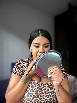 Insane Issa online show from 12-02-25, 02:19