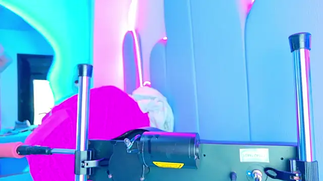 NathaxaLeans online show from 04-12-26, 12:30