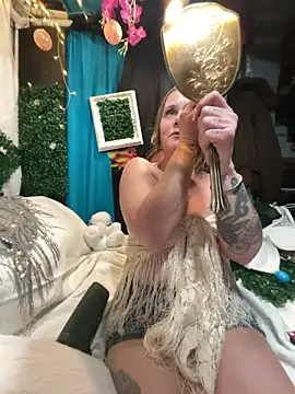 SummerBlueMoon online show from 04-13-26, 09:24