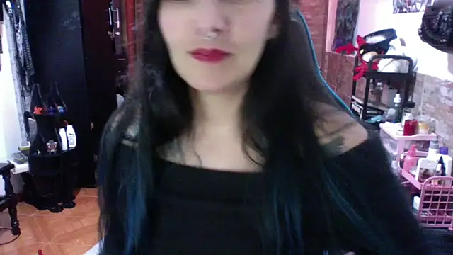 AngelaQueen  online show from 11-22-25, 07:46