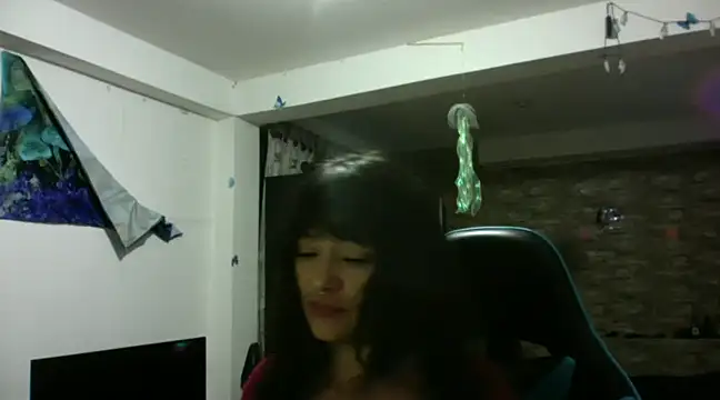 Snapshot of AngelaQueen_ chatting on 03-07-25, 10:54 AngelaQueen online show from 03-07-25, 10:54