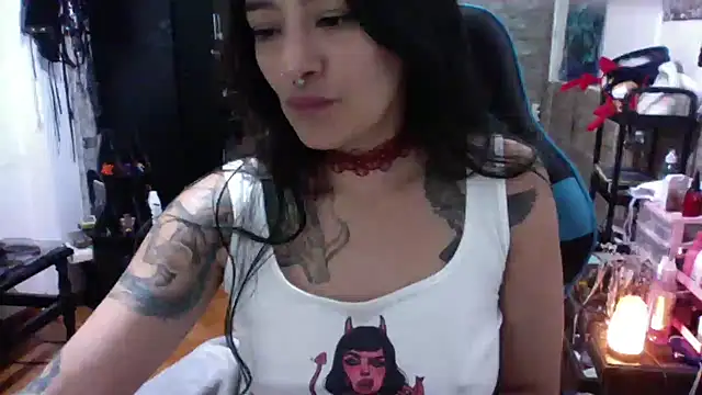 AngelaQueen  online show from 11-27-25, 06:52