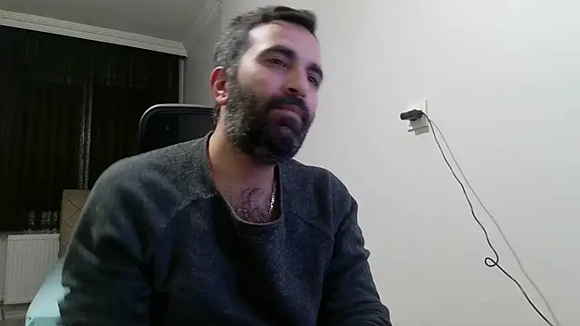 Snapshot of tgltplsr chatting on 01-14-25, 12:11 tgltplsr online show from 01-14-25, 12:11