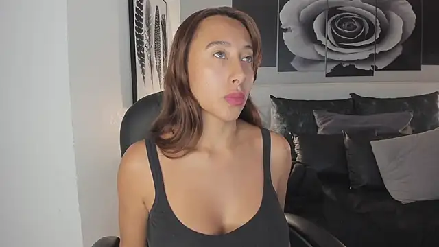 lena banks online show from 11-20-25, 11:47