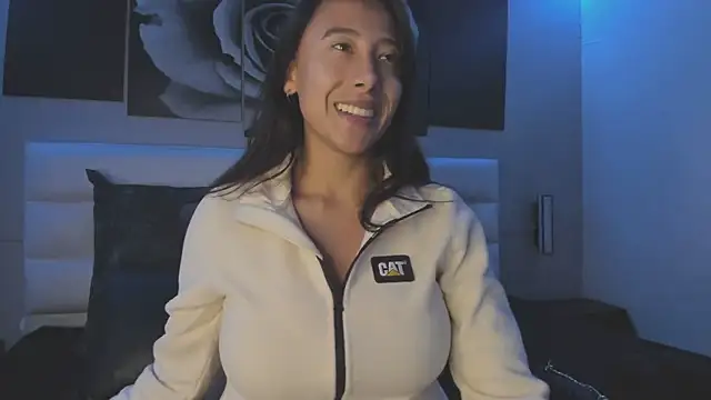 lena banks online show from 12-01-25, 10:10