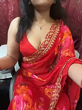 Snapshot of LuscousPussy chatting on 09-23-25, 07:21 LuscousPussy online show from 09-23-25, 07:21