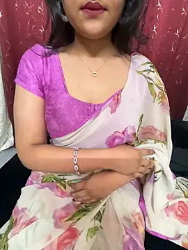 Snapshot of LuscousPussy chatting on 03-05-25, 02:56 LuscousPussy online show from 03-05-25, 02:56