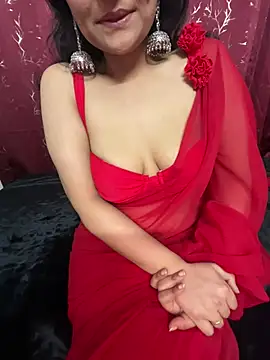 Snapshot of LuscousPussy chatting on 01-21-25, 05:30 LuscousPussy online show from 01-21-25, 05:30