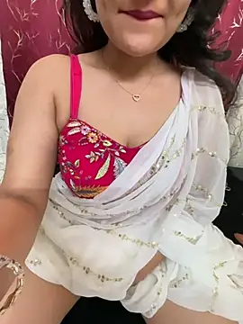 Snapshot of LuscousPussy chatting on 03-13-25, 04:23 LuscousPussy online show from 03-13-25, 04:23