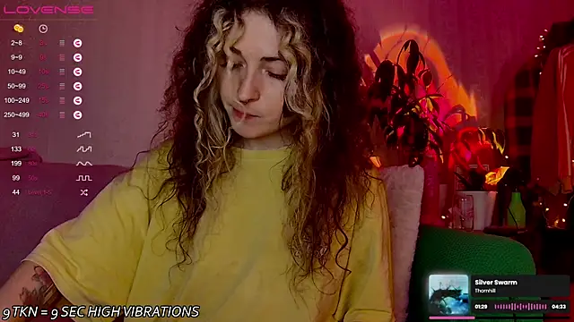 IttyKitty online show from 11-04-25, 09:07