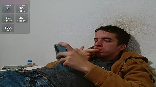 Tombgy07 online show from 09-26-25, 07:43