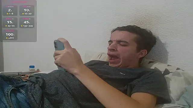 Tombgy07 online show from 09-30-25, 07:42