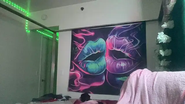 YasmineMinaj online show from 03-26-26, 04:44