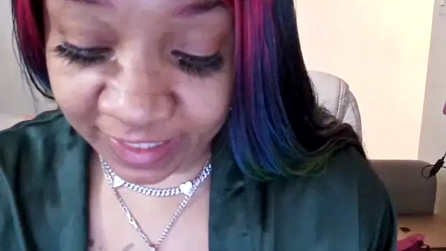 YasmineMinaj online show from 12-19-25, 02:15