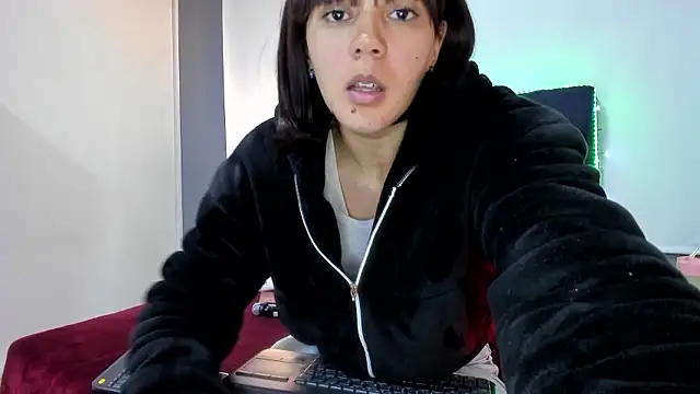 charlott lens online show from 01-14-26, 09:07