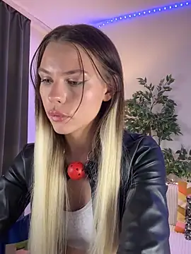 KittyKatyDream online show from 02-05-25, 08:57