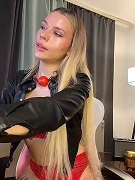 KittyKatyDream online show from 05-08-26, 02:10