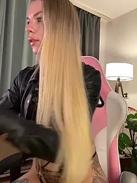 KittyKatyDream online show from 04-18-26, 07:18