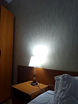 Snapshot of LybovNTV chatting on 09-28-25, 09:22 LybovNTV online show from 09-28-25, 09:22