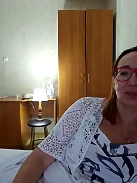 Snapshot of LybovNTV chatting on 09-23-25, 03:13 LybovNTV online show from 09-23-25, 03:13