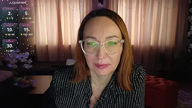 Snapshot of LybovNTV chatting on 03-19-25, 04:36 LybovNTV online show from 03-19-25, 04:36