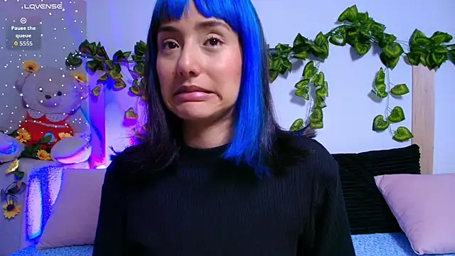 tati cardenas online show from 12-19-25, 05:43