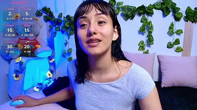 tati cardenas online show from 11-16-25, 04:50