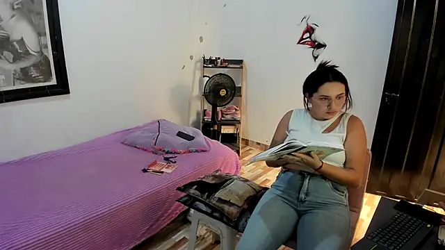  girls on fire  online show from 02-28-26, 07:24