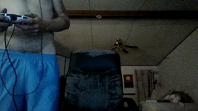 Snapshot of Cockell@xh chatting on 10-22-25, 02:44 Cockellxh online show from 10-22-25, 02:44