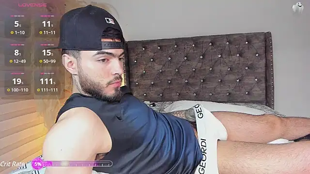 Snapshot of Paulwolf69 chatting on 12-04-24, 05:10 Paulwolf69 online show from 12-04-24, 05:10