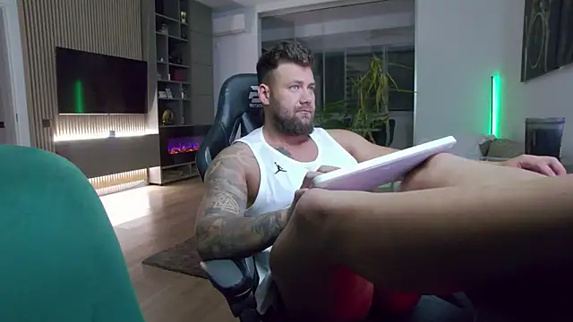 UbbeViking online show from 10-14-25, 09:47