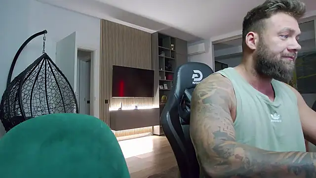 UbbeViking online show from 10-05-25, 05:14