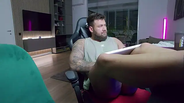 UbbeViking online show from 11-12-25, 05:50