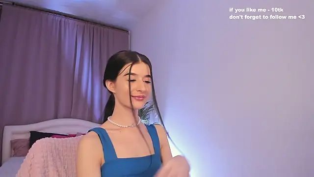 LauraCoy online show from 02-17-25, 08:27