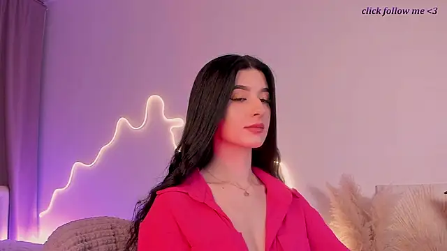 LauraCoy online show from 05-12-26, 10:38