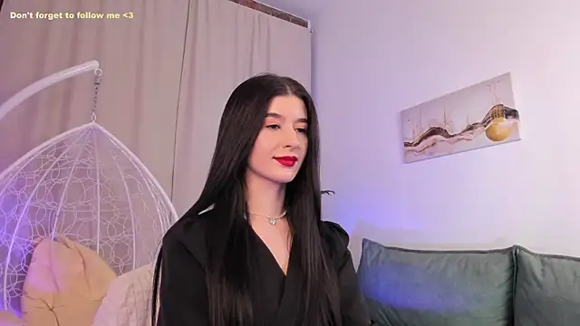 LauraCoy online show from 02-03-25, 08:24