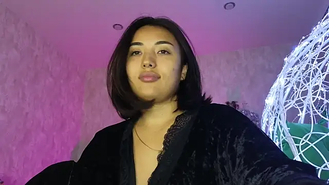 lily  foster online show from 12-18-25, 06:45