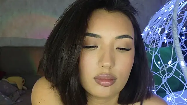 lily  foster online show from 11-13-25, 12:53