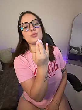 Megan lu2 online show from 09-30-25, 06:19