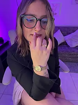 Snapshot of Megan_lu2 chatting on 02-28-26, 06:24 Megan lu2 online show from 02-28-26, 06:24