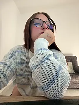 Megan lu2 online show from 09-11-25, 12:27