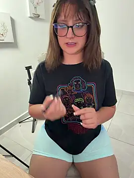 Snapshot of Megan_lu2 chatting on 05-18-26, 02:55 Megan lu2 online show from 05-18-26, 02:55
